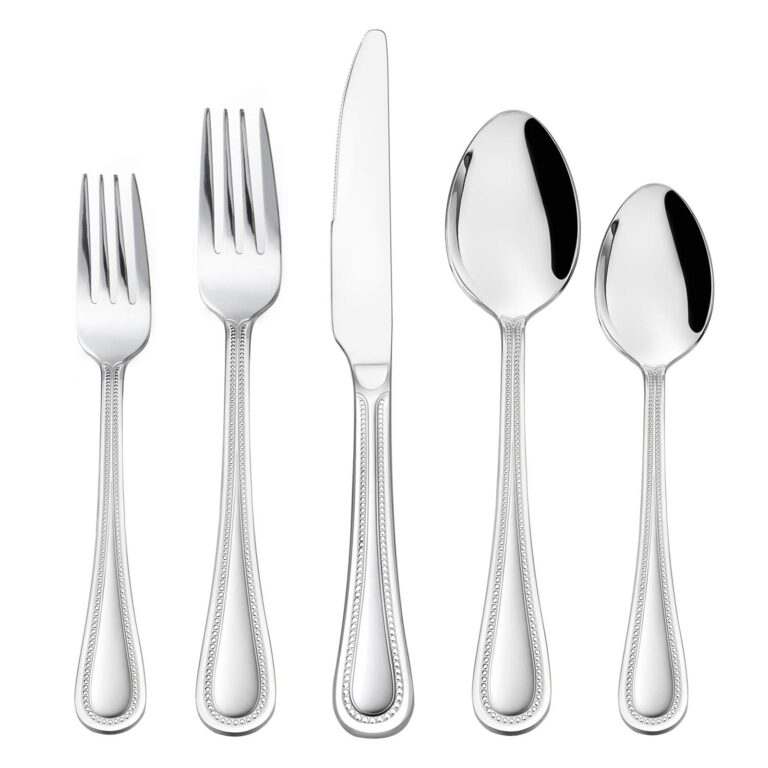 Best Christmas Silverware for a Festive Table in 2024