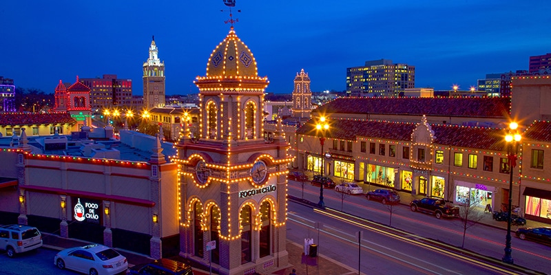 Christmas Markets Kansas 2025: Magical Festive Events You Can't Miss 8 Country Club Plaza Lights Mike Day 11