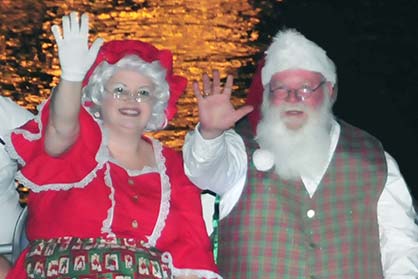 Christmas Markets Texas 2025: Top 50 Festive Destinations 4 santa arrival small