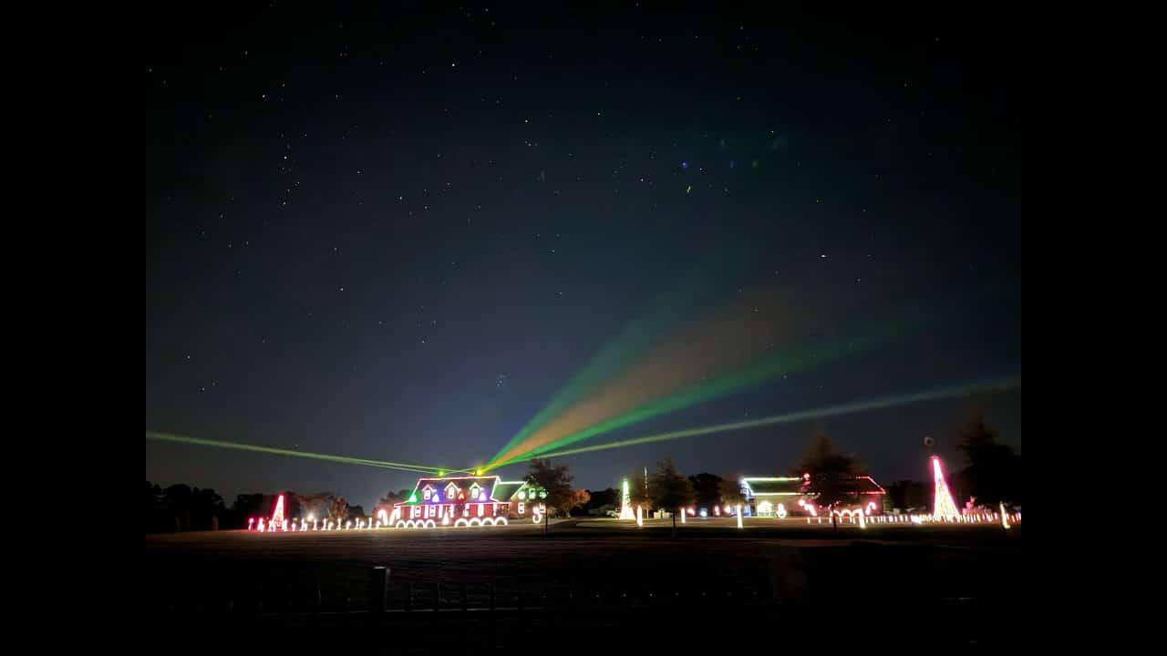 Oregon’s Jaw-Dropping Christmas Light Shows of 2025 That Will Totally Transform Your Holiday Season! 1 schatz christmas light show 2024 4k