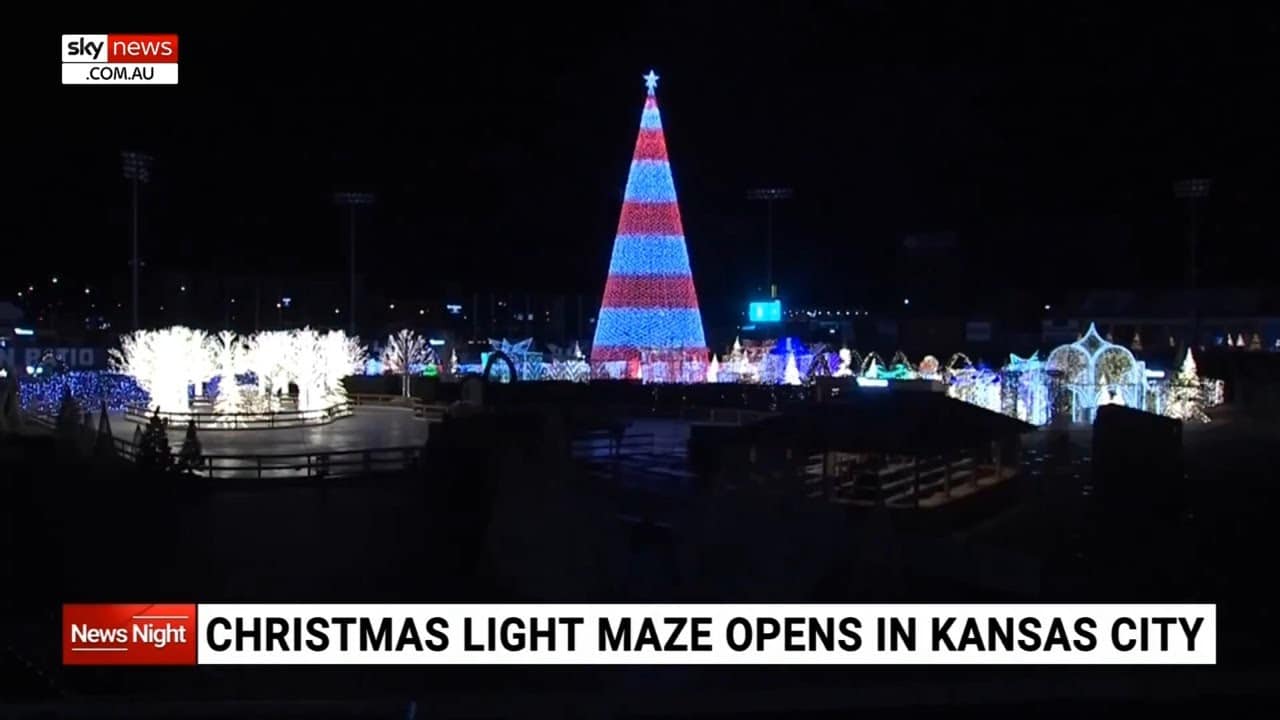 Kansas Christmas Light Shows 2025: The Ultimate Guide to the Most Stunning Holiday Displays You Can’t Miss! 1 worlds largest christmas light maze set up in kansas